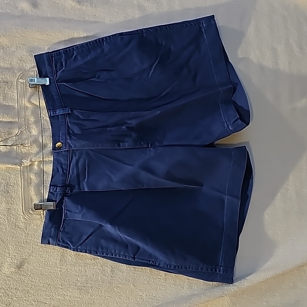 Men's Nautica 38 shorts blue pleated front